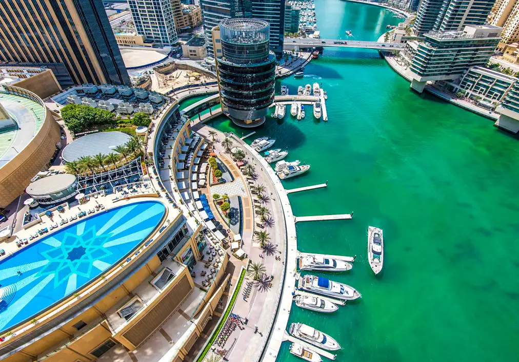 Club náutico del puerto deportivo de Dubái